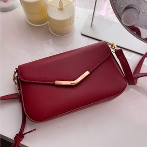 Elegant Red Leather Crossbody Bag